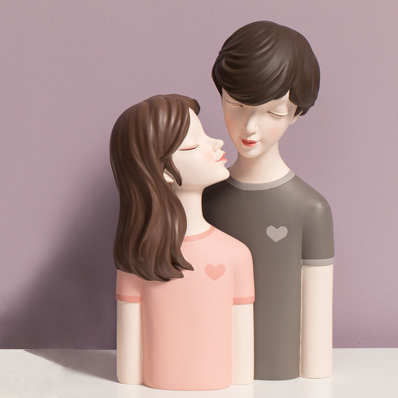 Resin Young Girl And Boy Heart Sculptures Miniatures for Home Decor