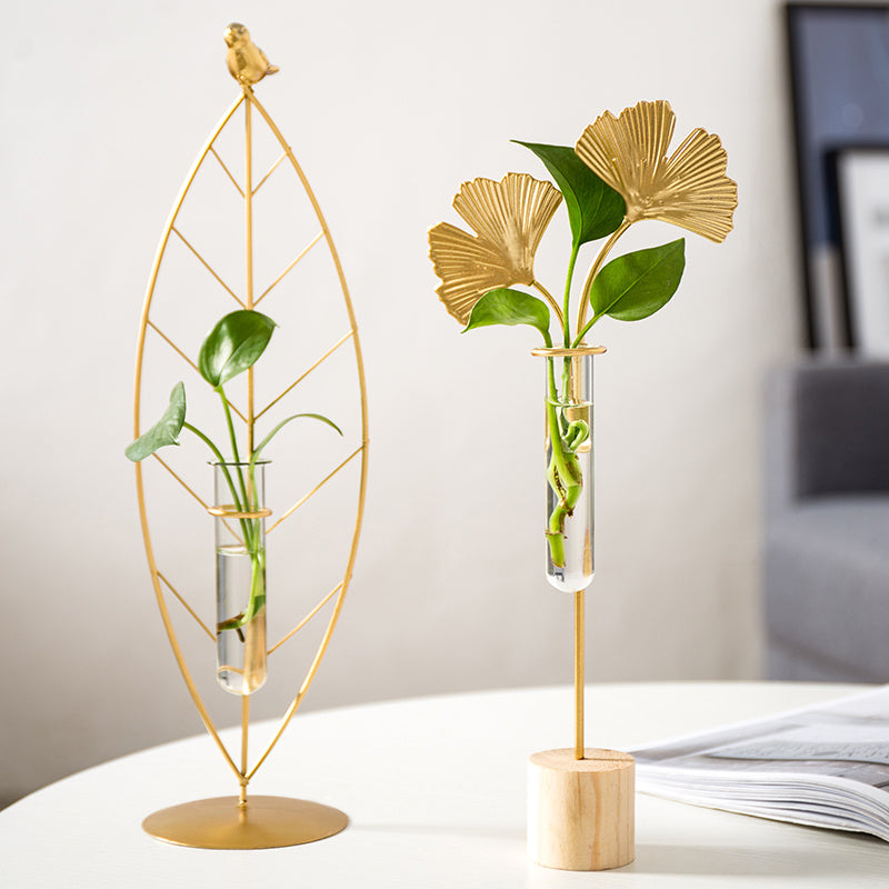 Ornements en fer forgé doré de Nordic Home, vases à tubes à essai, petits ornements décoratifs sur les bureaux