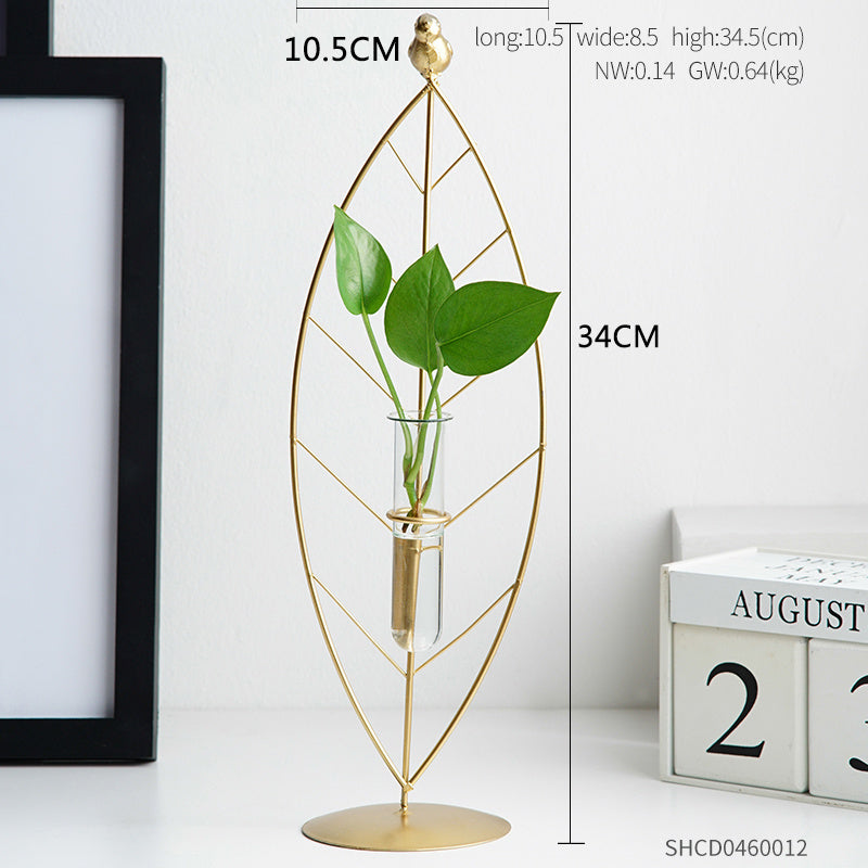 Ornements en fer forgé doré de Nordic Home, vases à tubes à essai, petits ornements décoratifs sur les bureaux