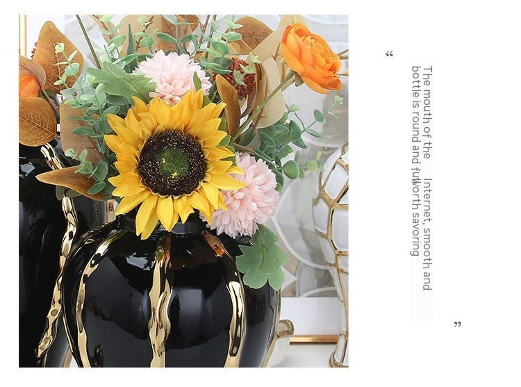 Ceramic Black Gold Pattern Temple Jar Ornaments