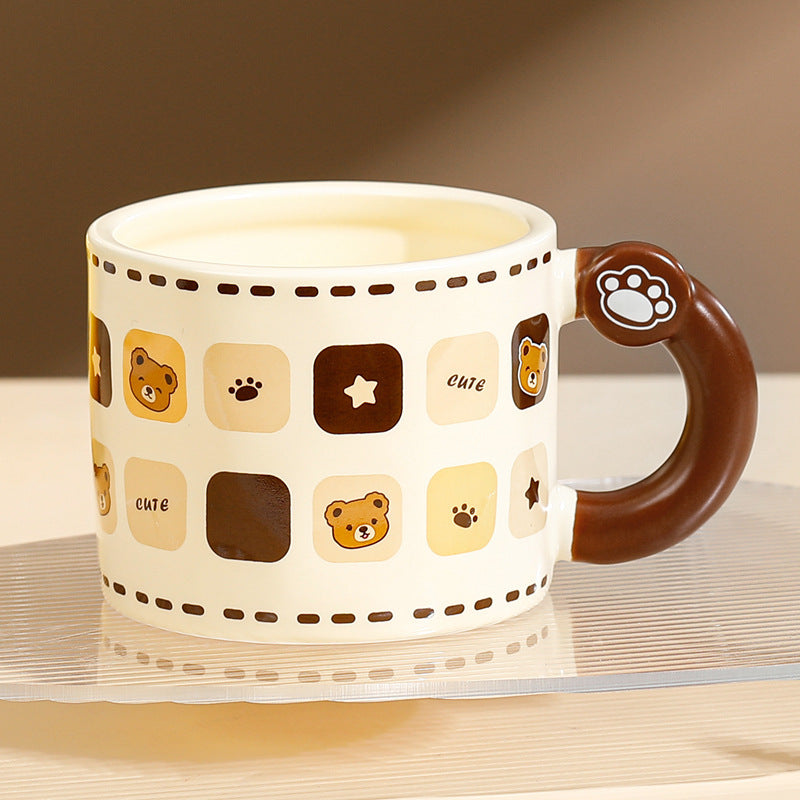 Bear Large Capacity Straw Mug With Lid