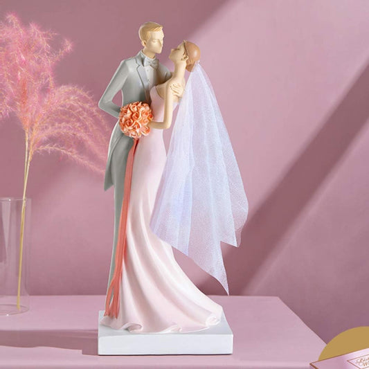 Resin Couple Romantic Statue Anniversary & Engagement Gifts, Wedding Ornaments
