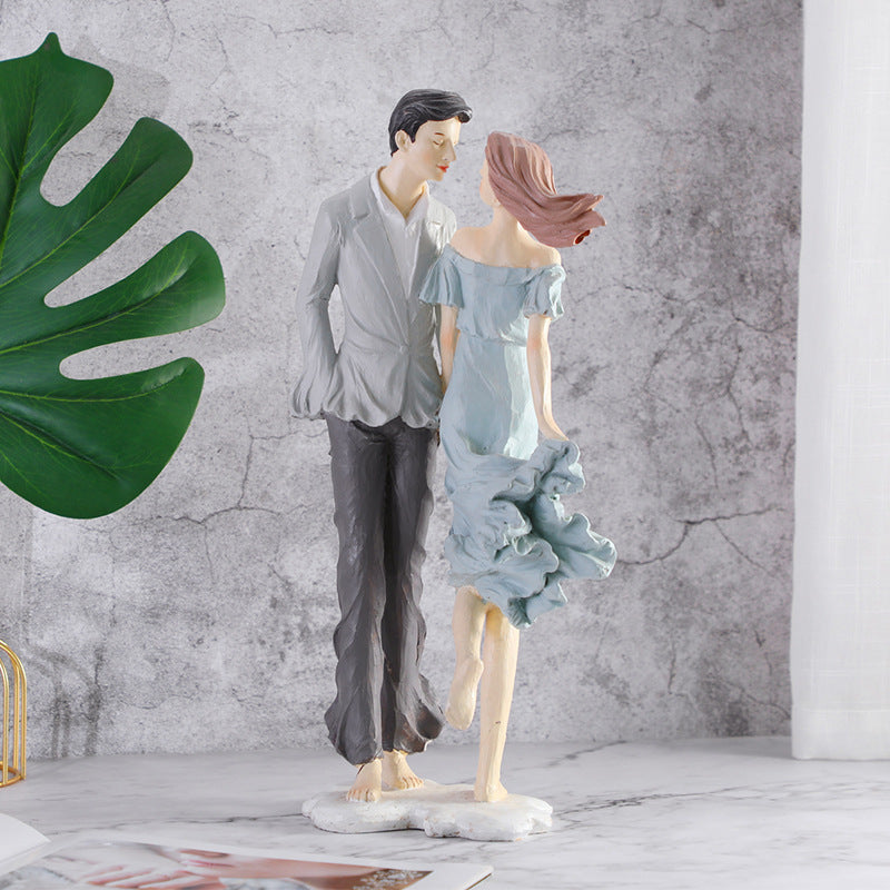 Resin Creative Lovely Couple Statue – Romantic Lover Sculpture & Home Décor