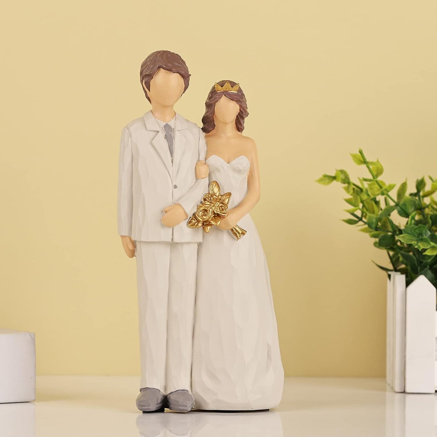 Creative Happy Character Marriage Decoration Figurine Statue