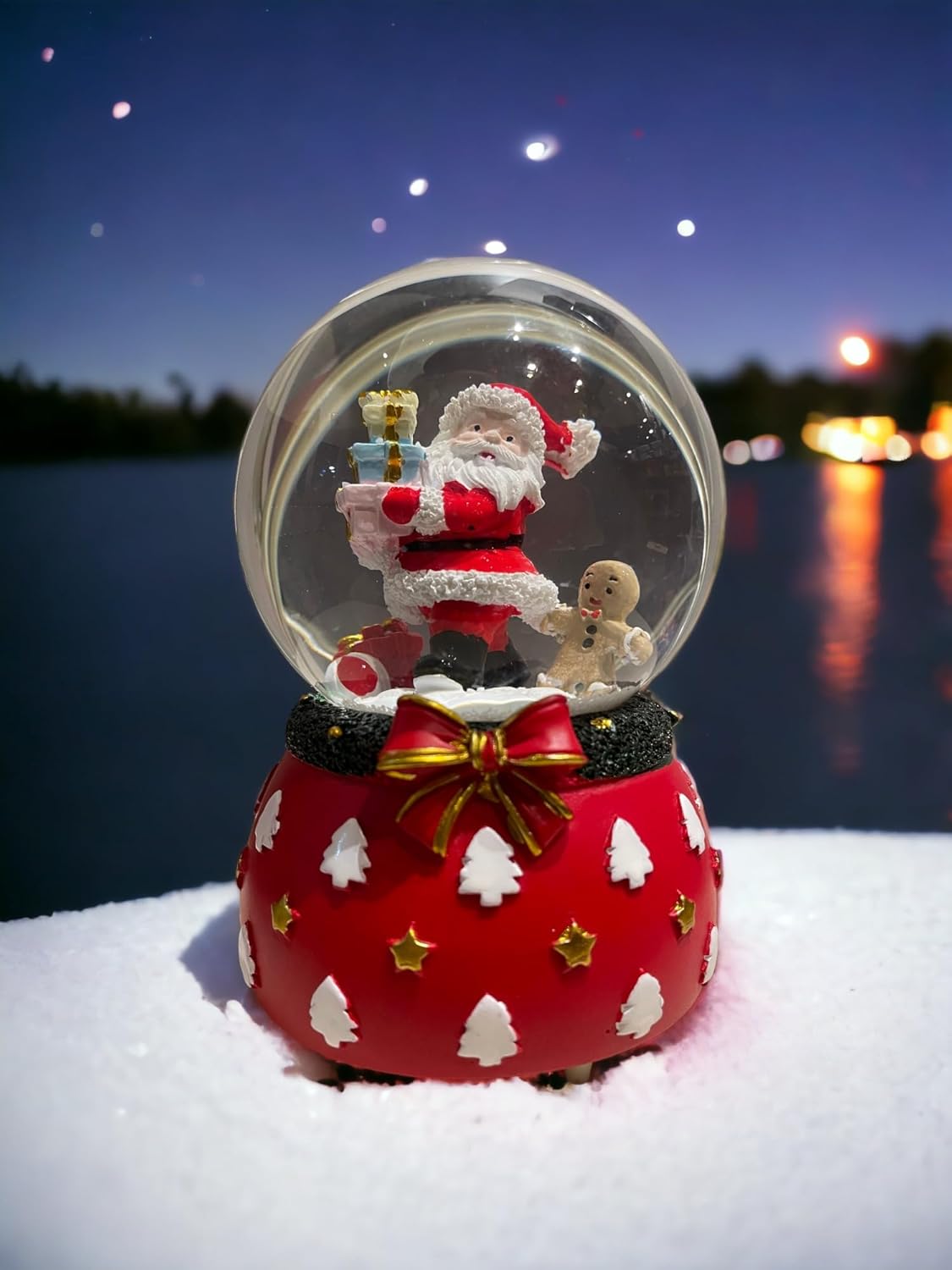 Christmas Crystal Ball Senta Claus Holding Gift Creative Music Box Decoration