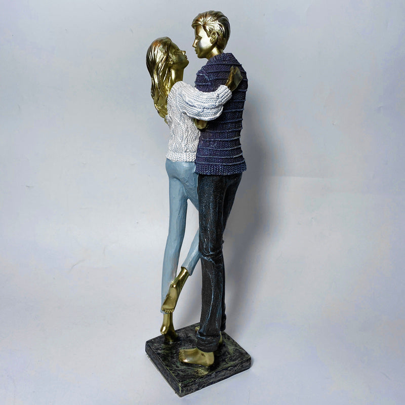 Romantic Loving Hug Couple Figurine Gift & Living Room Decoration