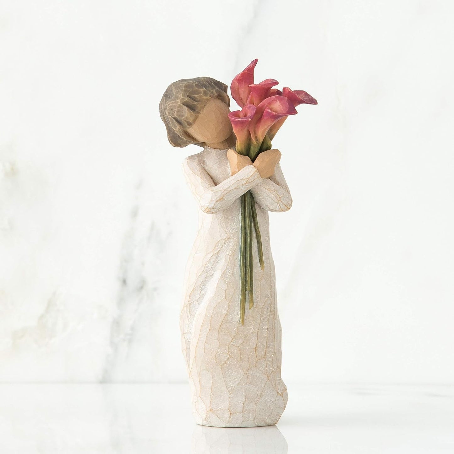 Home Girl Resin Statue Decoration