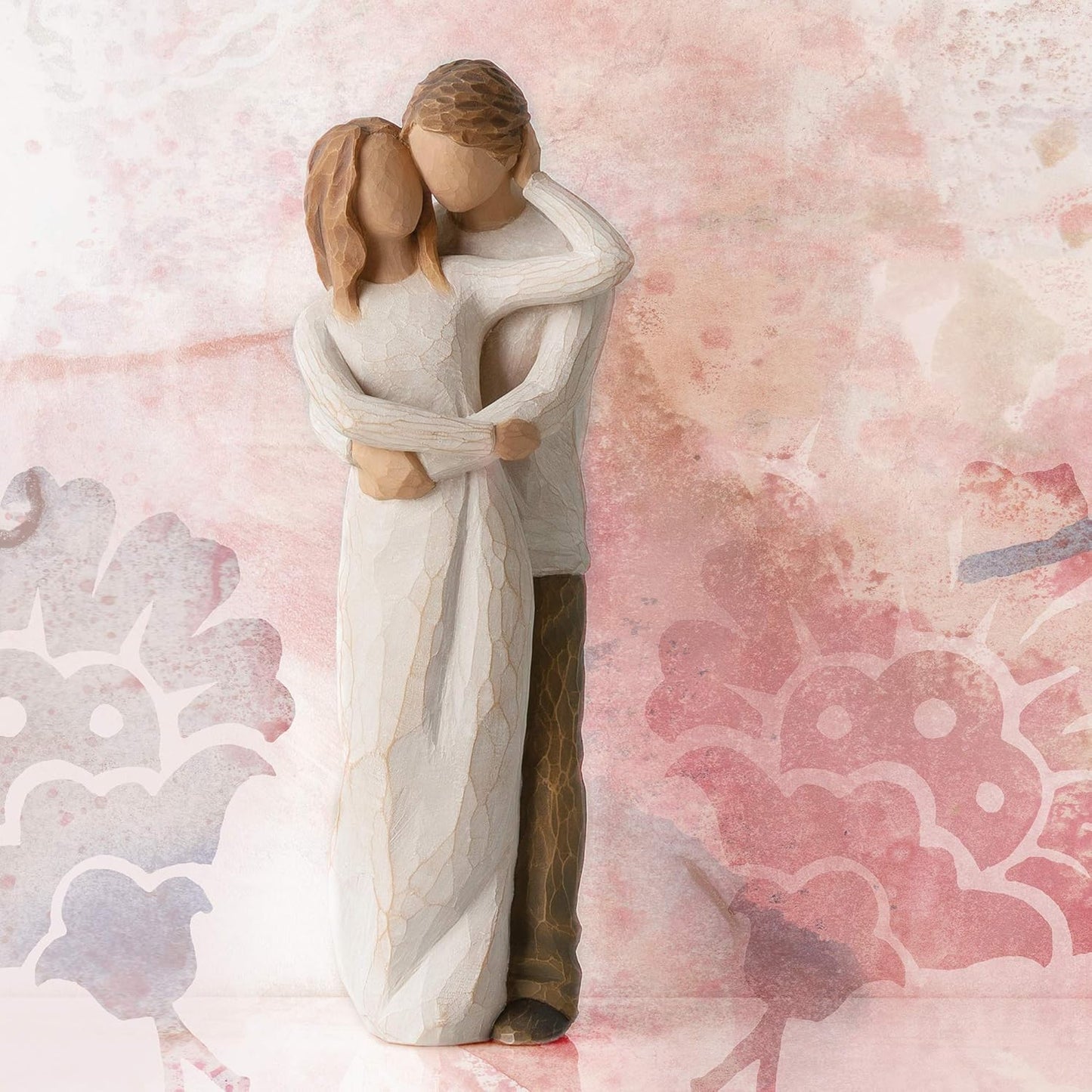 Resin Romantic hug Loving Couple Figurine Statue