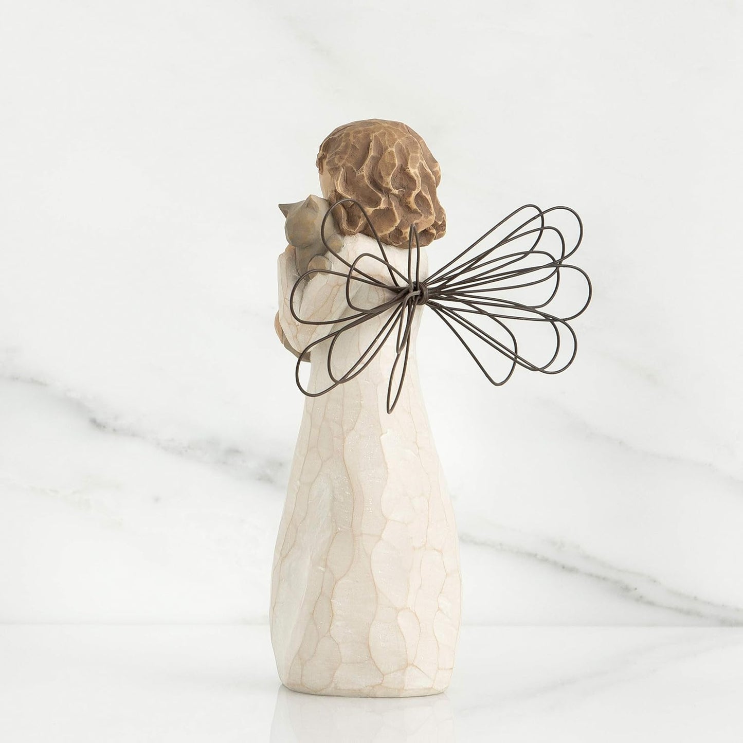 Resin Girl Holding Cat Figurines Ornaments