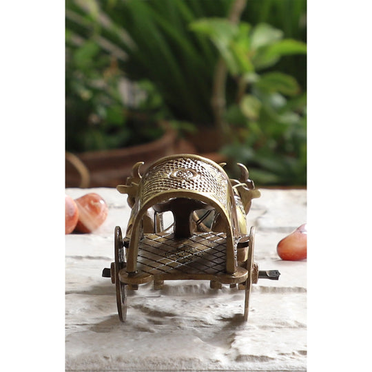 Brass Handcrafted Cart With Two Bull Showpiece Figurine, Home Hotel Of