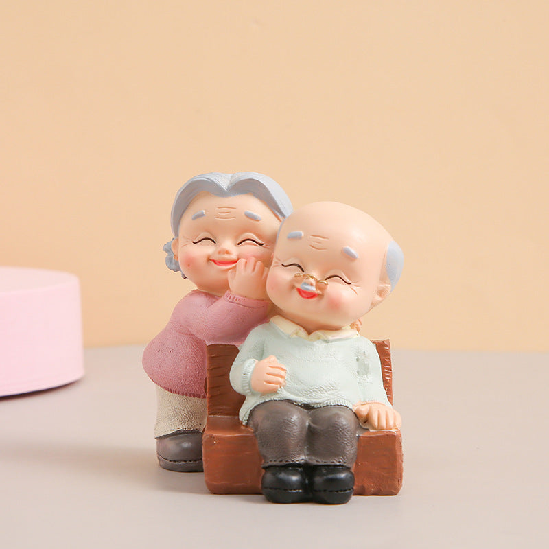 New Depends Together Cake Decorative Resin Ornament