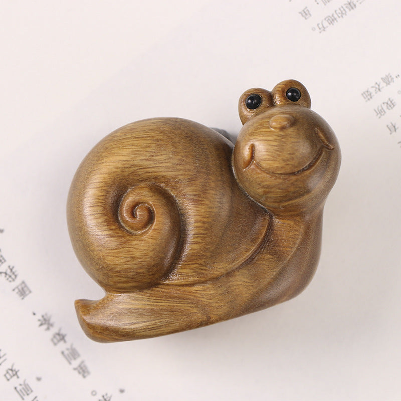 Office Desk Green Sandalwood Small Ornaments