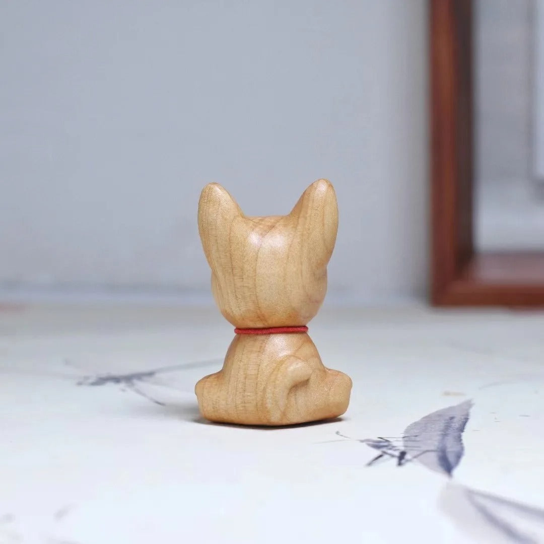 Arborvitae Wood Carving Corgi Ornaments