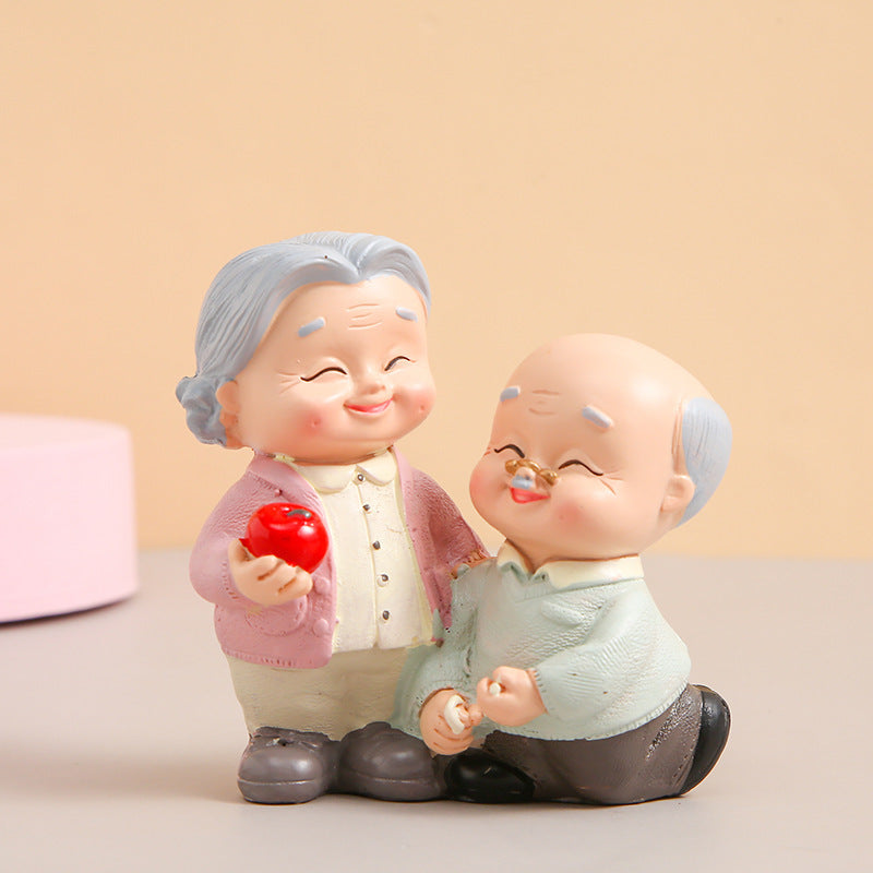 New Depends Together Cake Decorative Resin Ornament