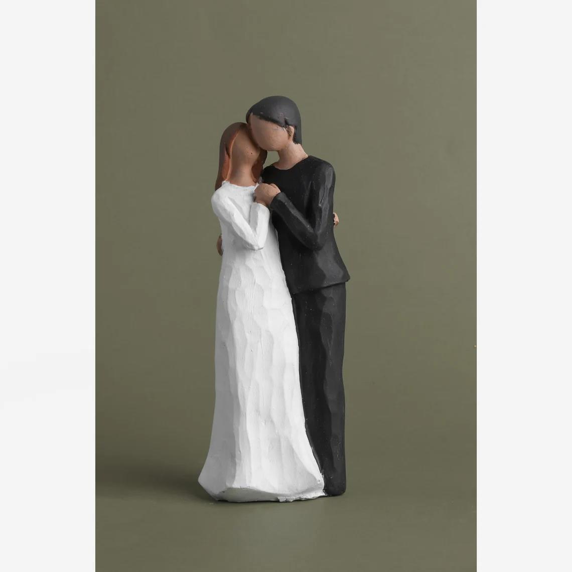 Creative Resin Loving Couple Ornaments Valentine's Day Gift