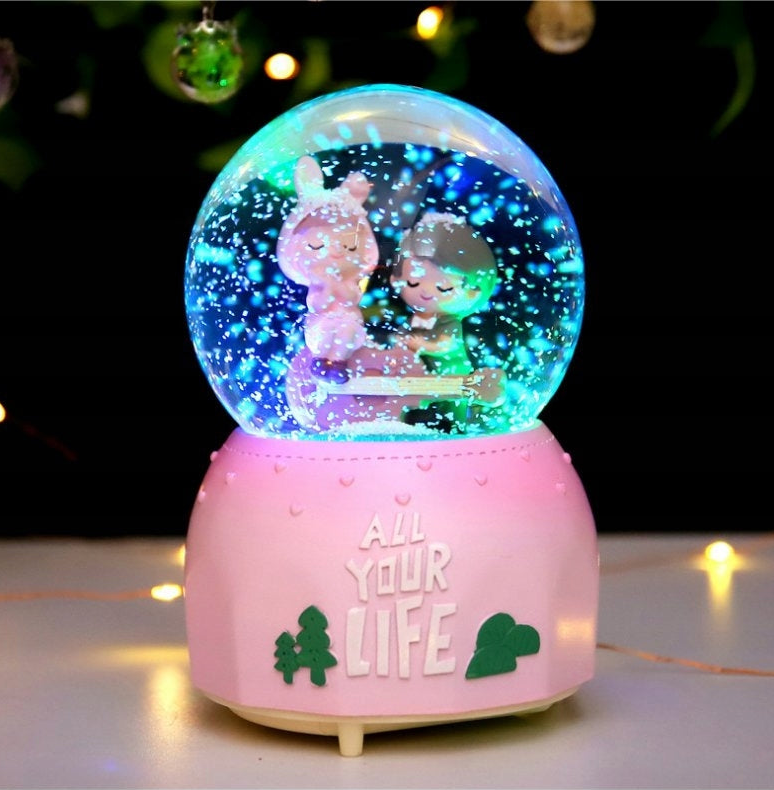 Loving Couple Crystal Music Snow Globe Ball