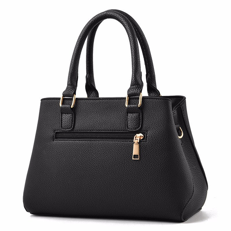 Bella Vetta Hand Bag