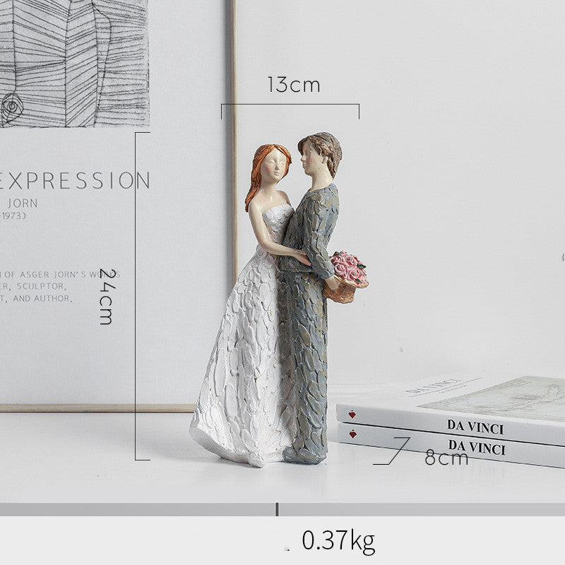 Romantic Couple Men and Women Resin Crafts – Elegant Wedding & Home Ornaments