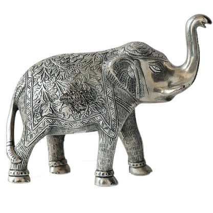 Aluminium Elephants With Dark Embosed Silver Finish Design, Home Decor
