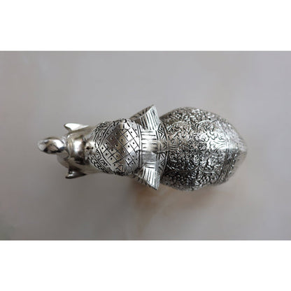 Aluminium Elephants With Dark Embosed Silver Finish Design, Home Decor