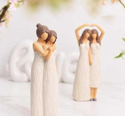 Resin Mother Daughter Hugging Heart Figurines Ornament